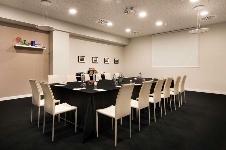 Hotel NH Collection Madrid Suecia