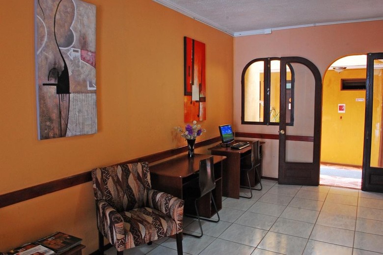 Hotel Plaza Col�n