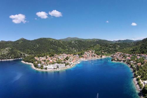 Apartments By The Sea Brna (korcula) - 9162