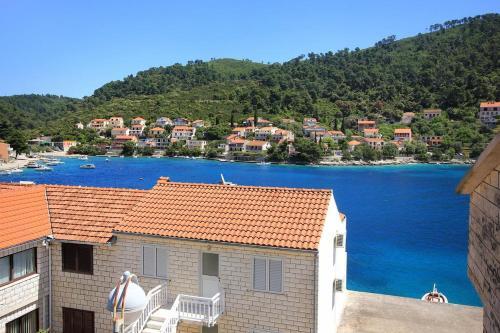 Apartments By The Sea Brna (korcula) - 10057