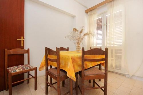 Apartments By The Sea Brna (korcula) - 10057