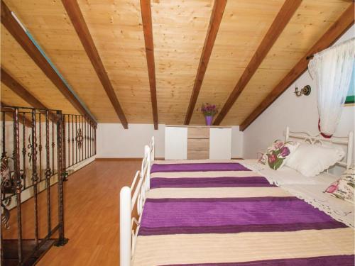 One-bedroom Holiday Home In Smokvica