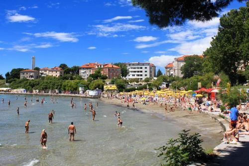 Apartments With Wifi Split - 9679
