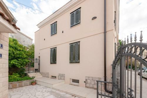 Luxury Villa Roza