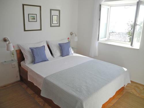 Hostal Apartments & Room Paula