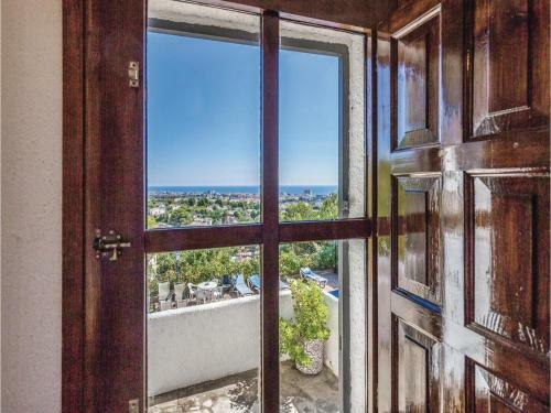 Four-bedroom Holiday Home In Coma-ruga, El Vendrell
