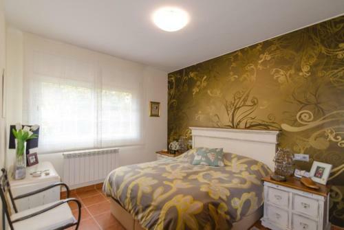 Santa Ceclina Villa Sleeps 10 Pool
