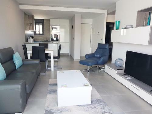 Oasis Beach IX Apartments