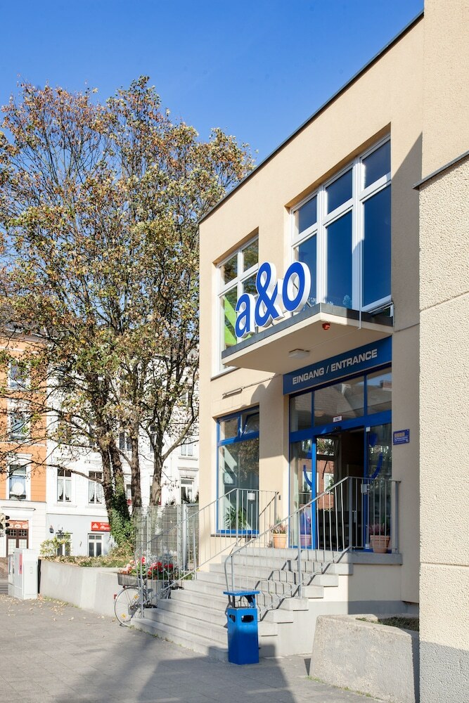 Hotel A&O Aachen Hauptbahnhof