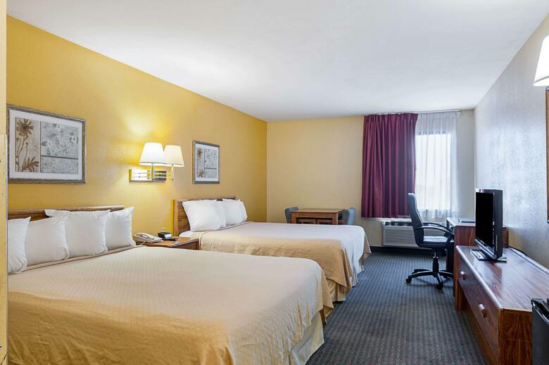 Hotel Quality Inn & Suites