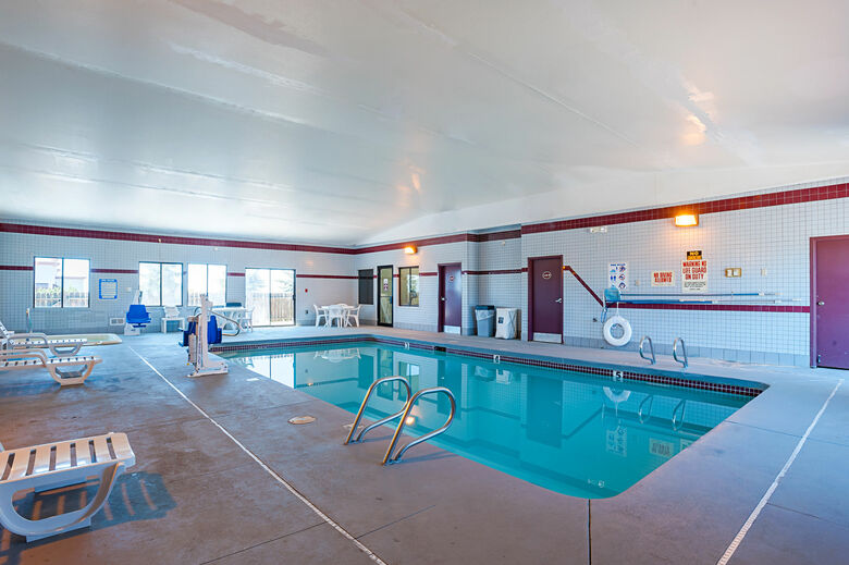 Hotel Quality Inn & Suites