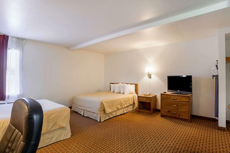 Hotel Quality Inn & Suites