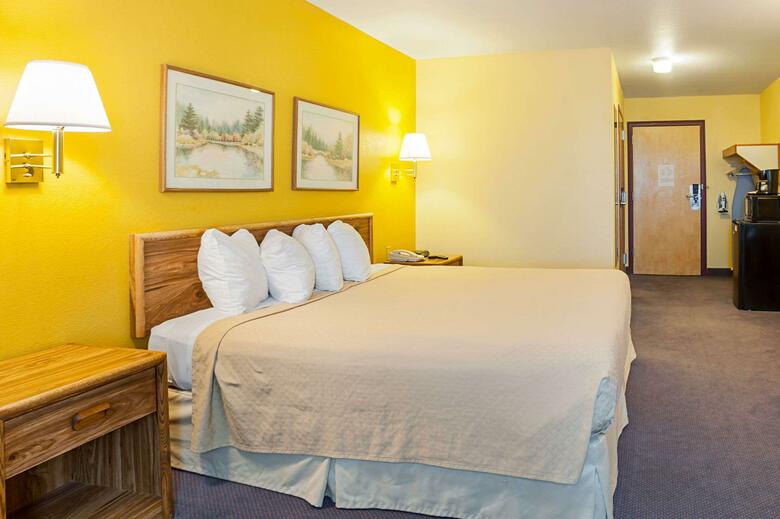 Hotel Quality Inn & Suites