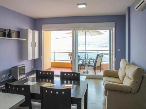 Two-bedroom Apartment In La Azohia