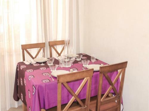 Three-bedroom Holiday Home In Los Narejos
