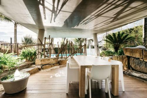 Villa Borobil: Heated Pool, Barbecue & Gardens