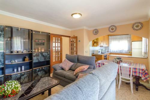 Montbarbat Villa Sleeps 6 Pool