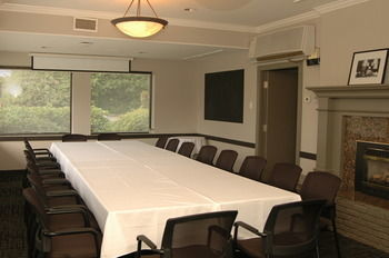 Hotel Travelodge Silver Bridge Inn