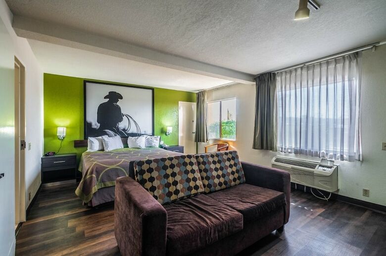 Hotel Super 8 El Paso Airport