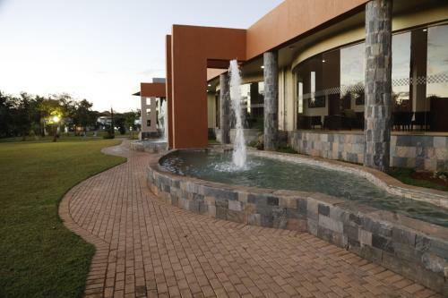 Lodge Twangale Park Hotel