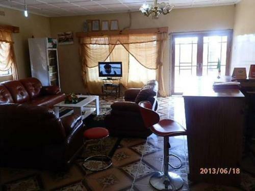 Hostal Relax Guest House