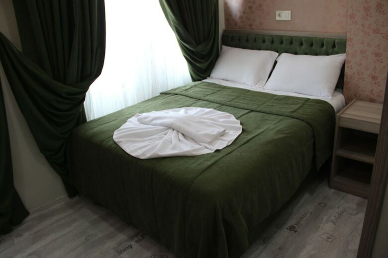 Kaya Madrid Hotel