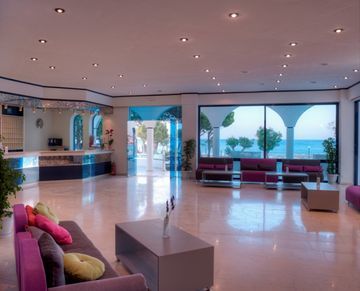 Hotel Lomeniz Blue