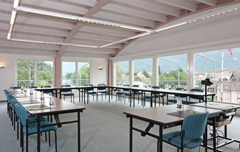 Goldey Swiss Q Hotel