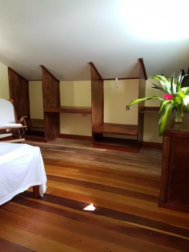 Bed & Breakfast Better In Belize Eco Lodge