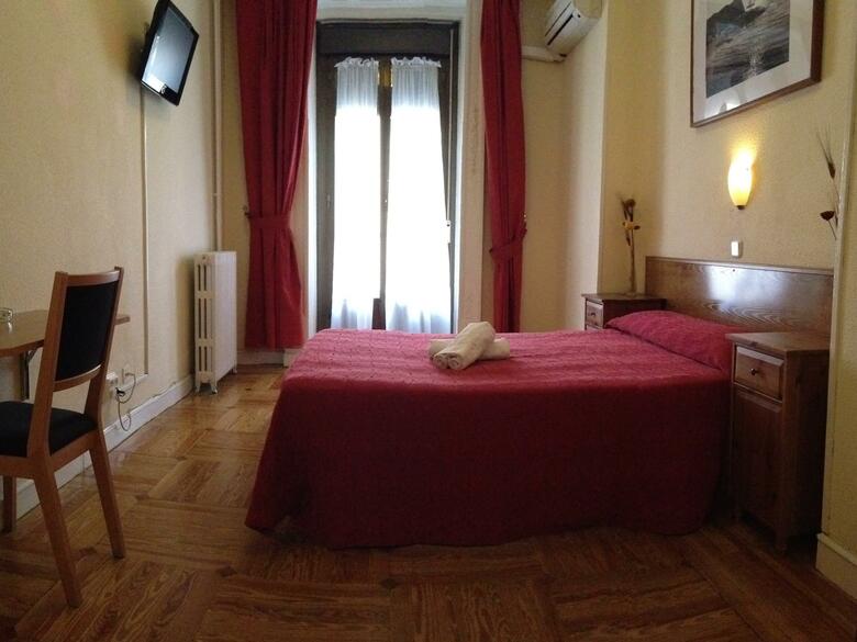 Hostal Aresol