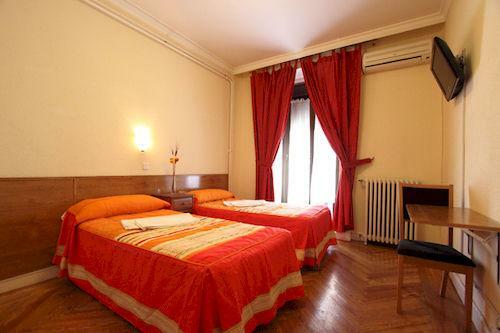 Hostal Aresol