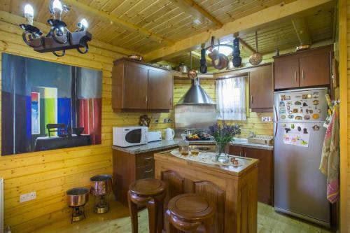 Ricky Chalet Near Troodos