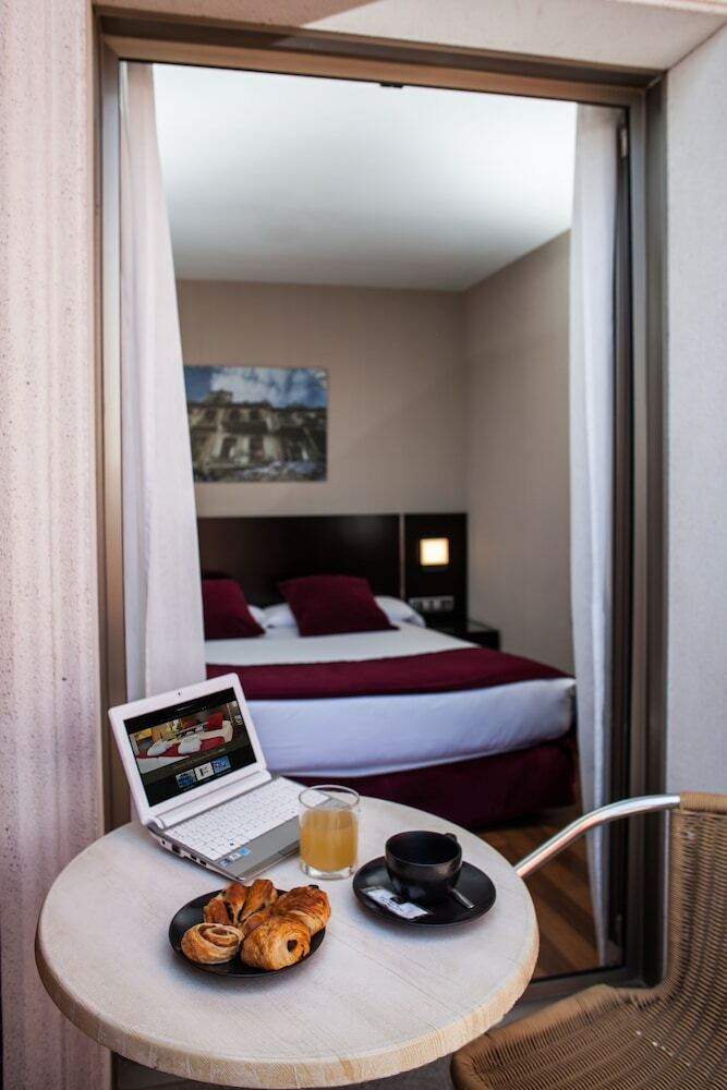 Hotel Clement Barajas