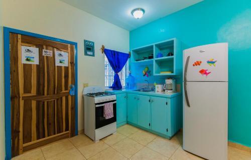 Blue Waters Hotel And Apartments