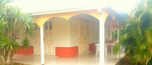 Les Villas Cr�oles De Sainte-anne