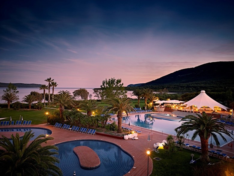 Hotel Baia Di Conte