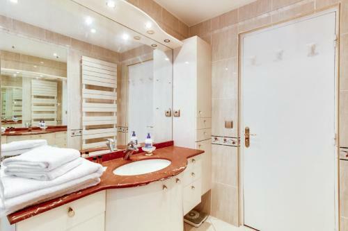Apartamento Bayard Schuman Balcon Parking Hyper Centre