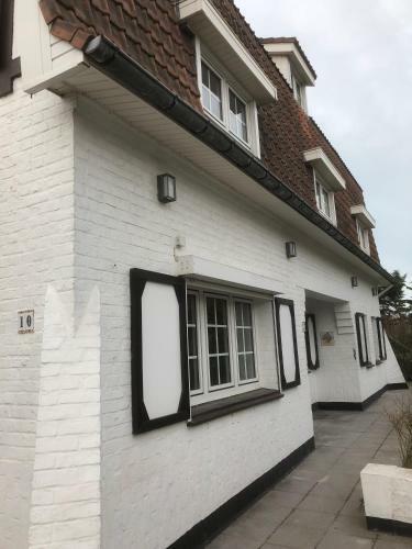 Villa Fernley