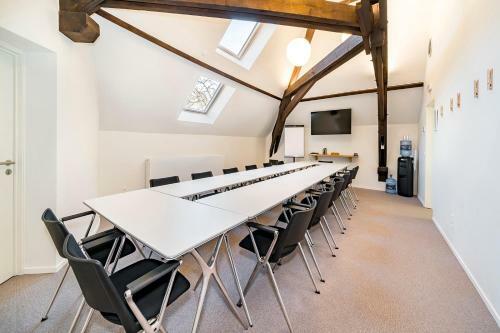 Hotel Domaine De Ronchinne - Ch�teau De La Poste