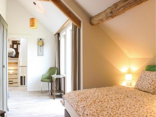 Nine-bedroom Holiday Home In Borgloon