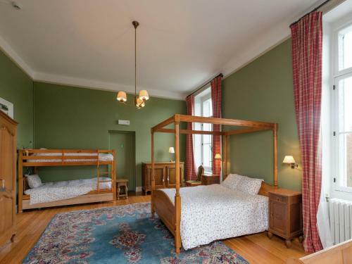 Luxury Manor With Swimming Pool In Nassogne