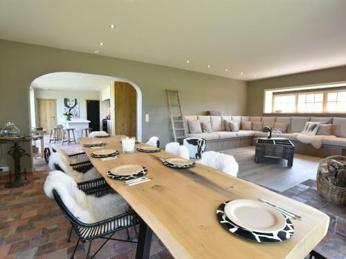 Stunning Holiday Home In Diksmuide With Terrace
