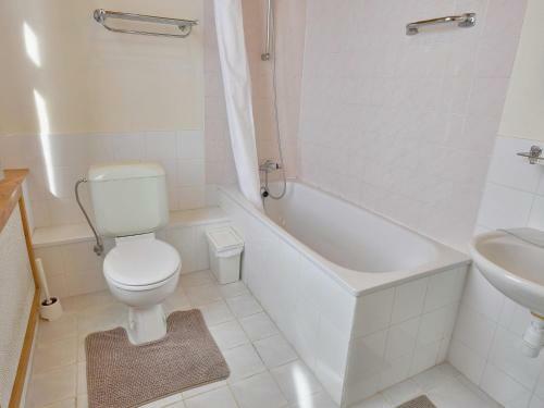 Spacious Holiday Home With Private Garden In Houyet