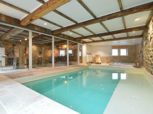 Cozy Cottage In Theux With Pool And Jacuzzi