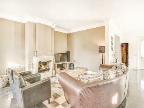 Four-bedroom Holiday Home In Neerpelt