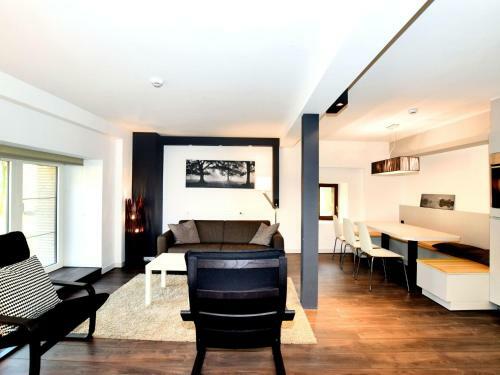 Spacious Holiday Home In Robertville Near Forest