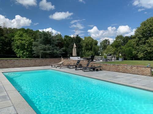 Hostal Chapeauveau B&B