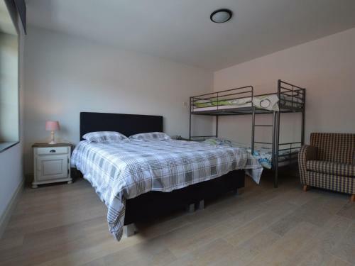 Spacious Holiday Home In Peer With Garden
