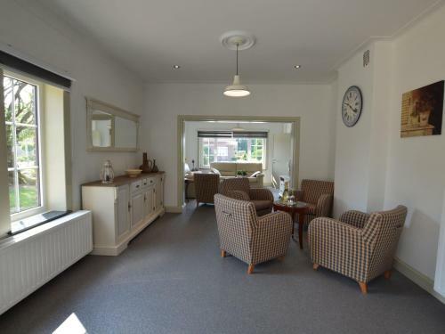 Spacious Holiday Home In Peer With Garden