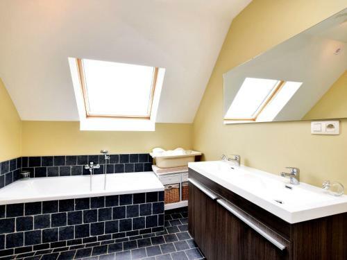 Stylish Holiday Home In Hastiere Near Forest